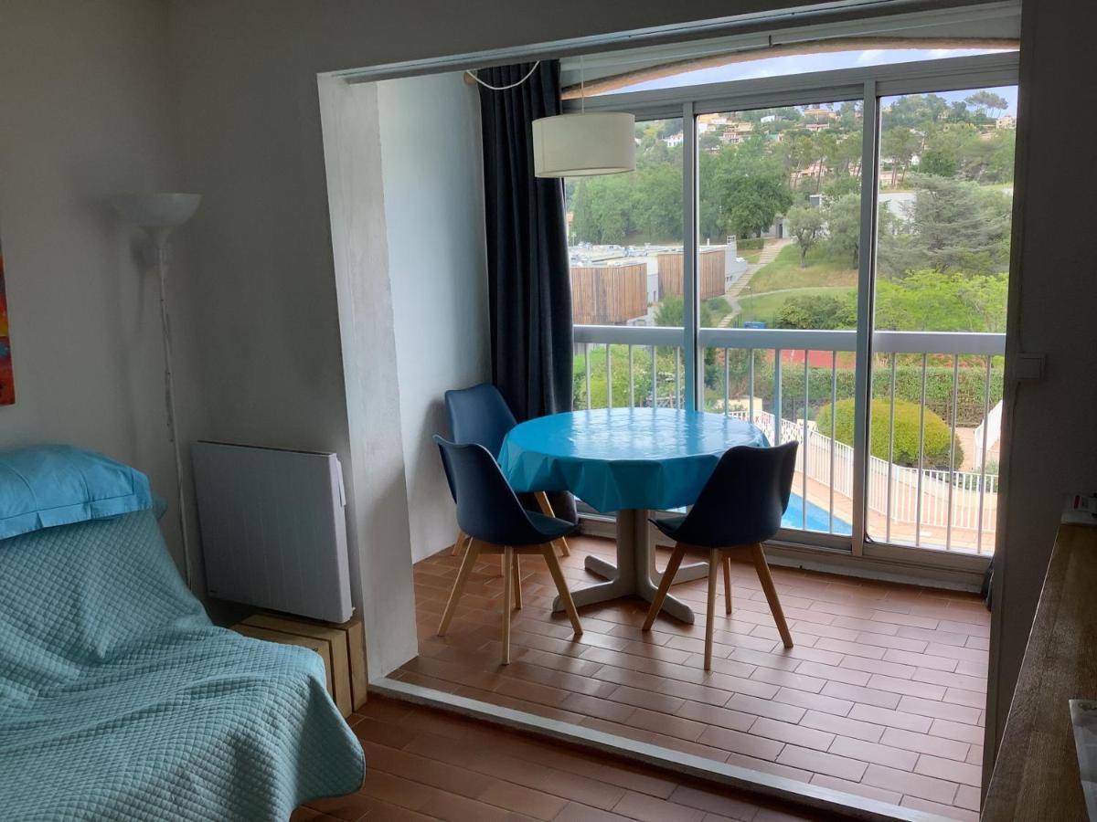 Au Calme Dans Hameau Fleuri Joli Studio 3 Pers Piscine Parking Wi-Fi Vence Esterno foto